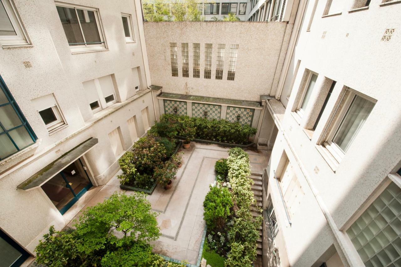 Luxury Montaigne Apartment Paris Exterior foto